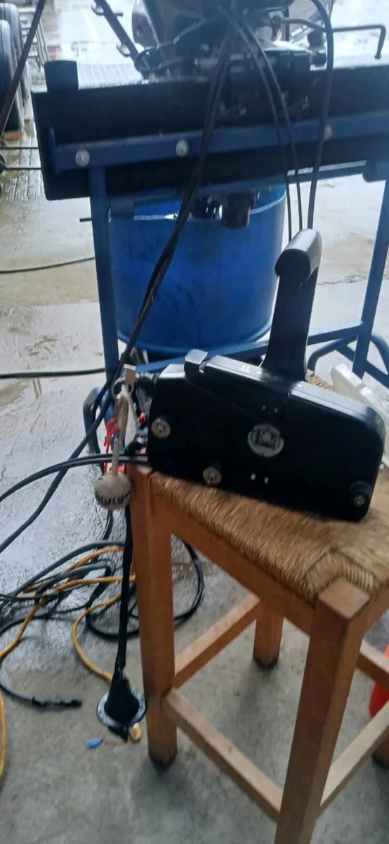 20hp Suzuki  electric  start - Image 4