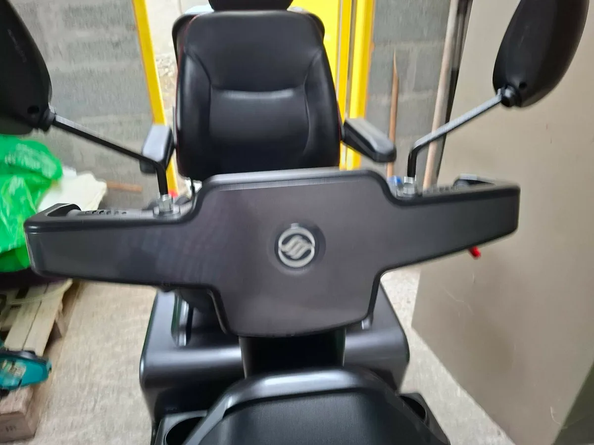 TGA Breeze S4 Mobility Scooter - Image 2