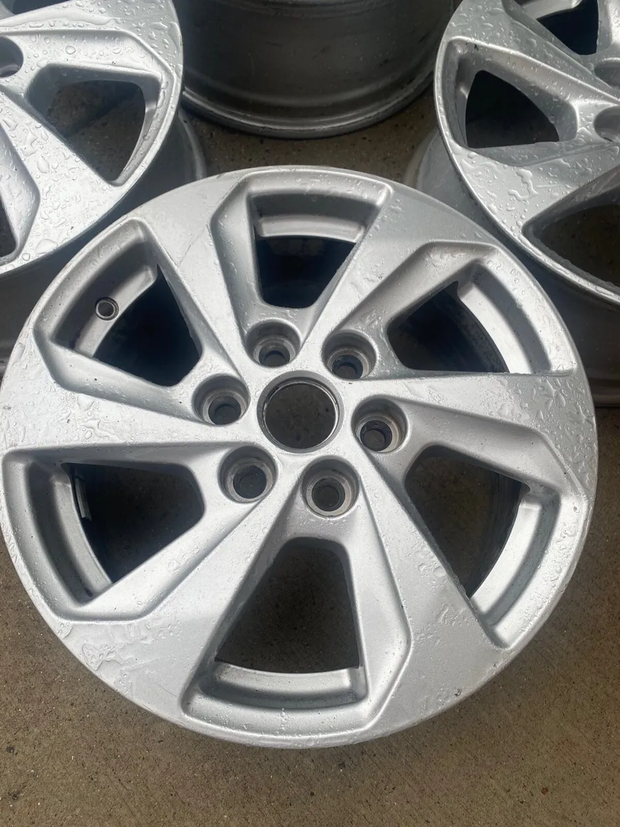 New ford transit Custom alloy rims - Image 2