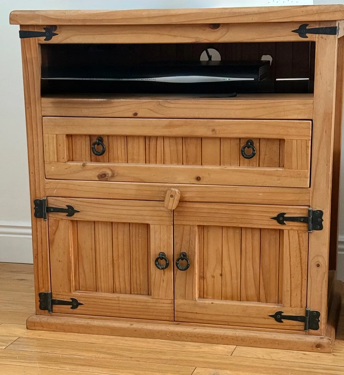 Tv Cabinet