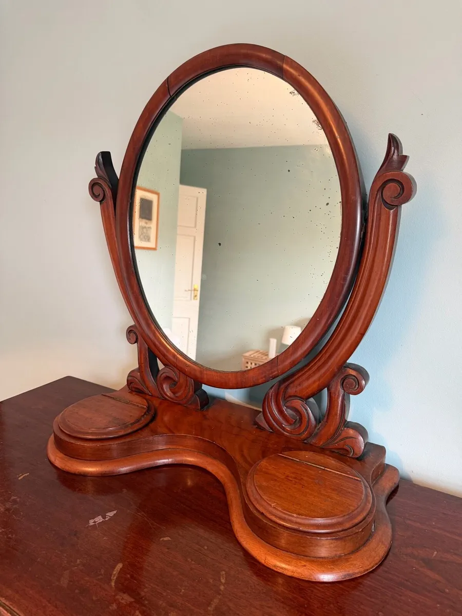 Vintage mirror - Image 1