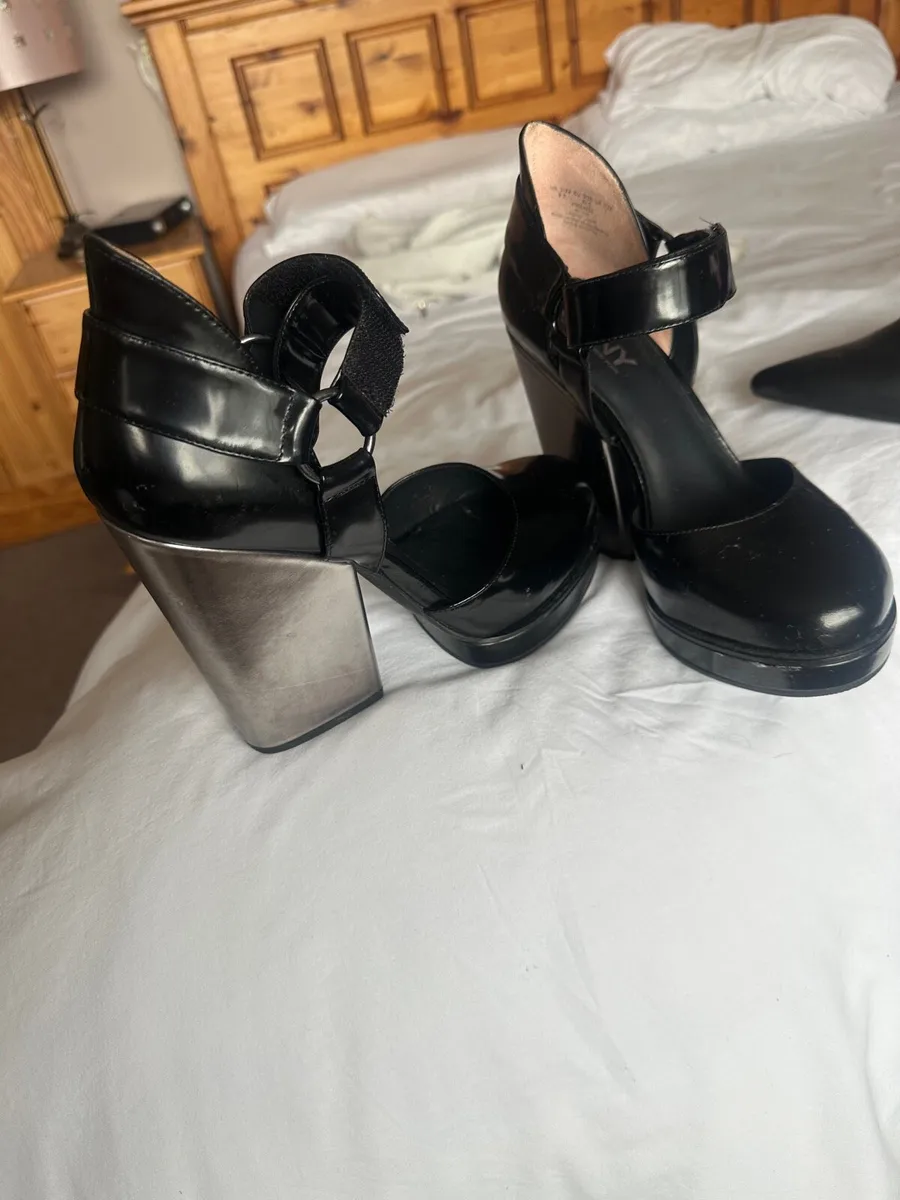 Shoes - Image 2