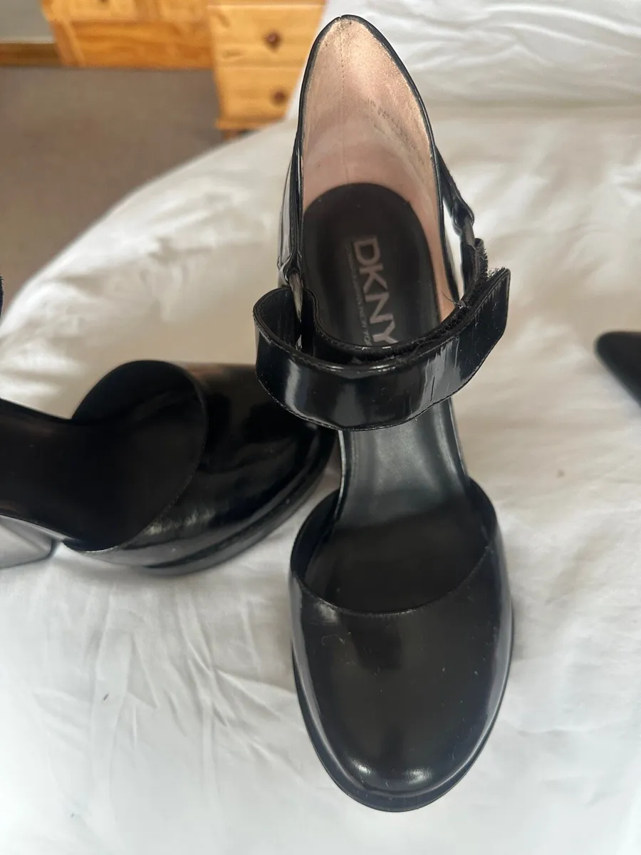 Shoes - Image 3