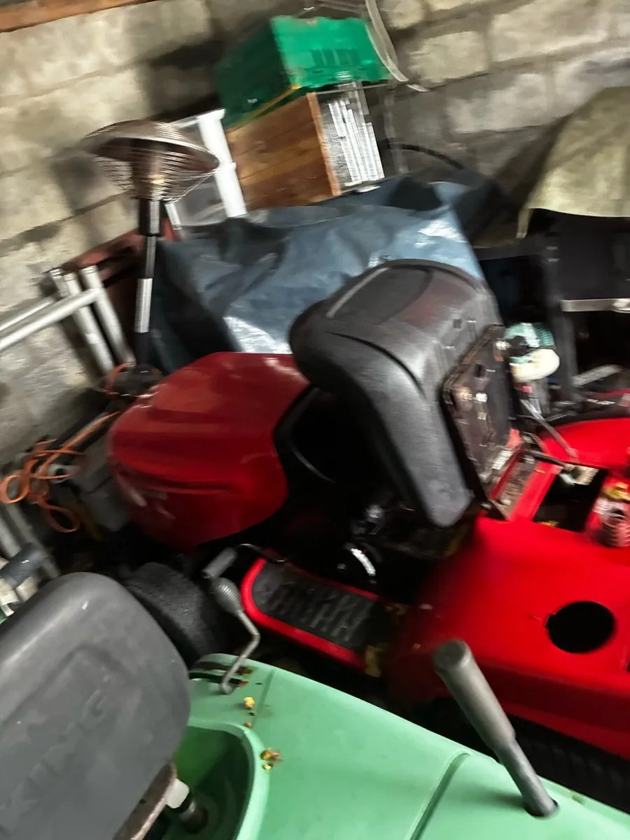 Ride on lawnmowers - Image 1