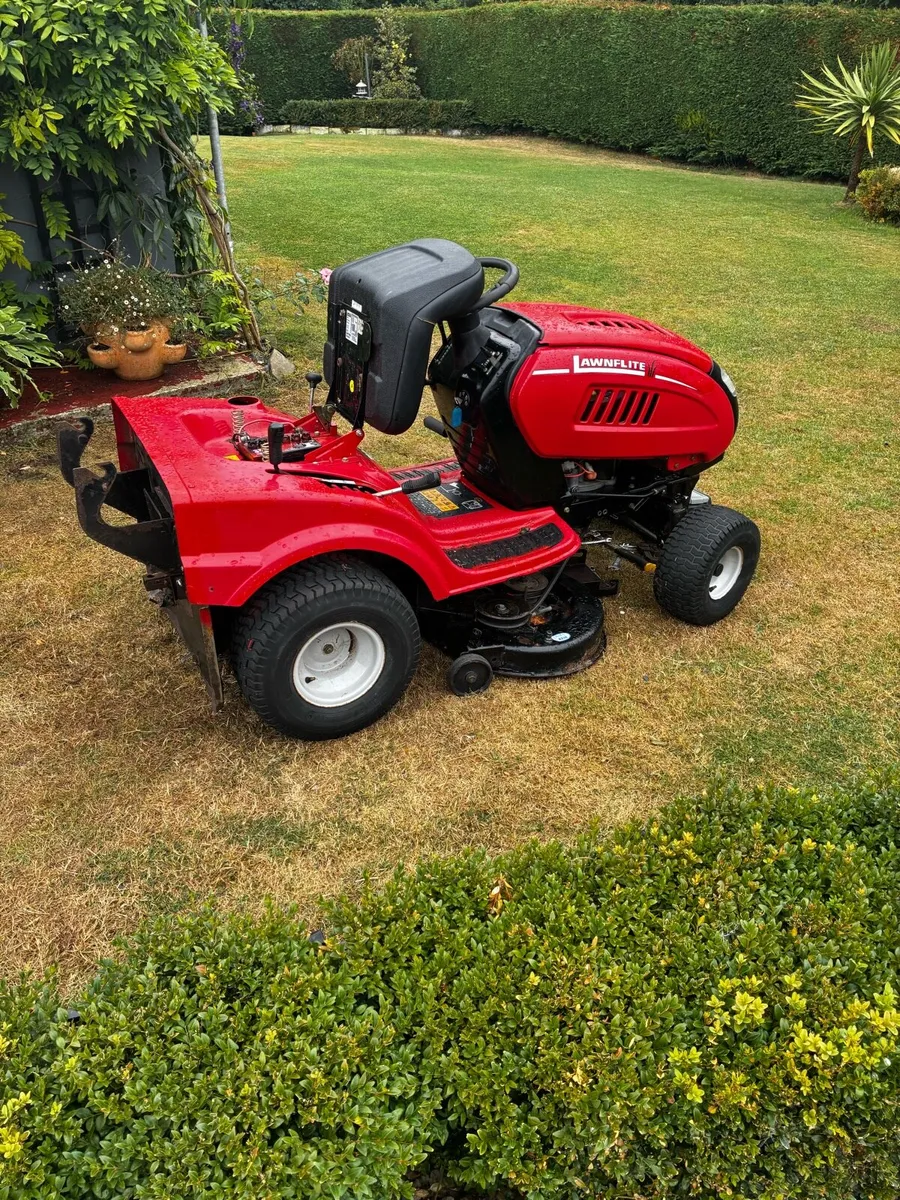 Ride on lawnmowers - Image 3