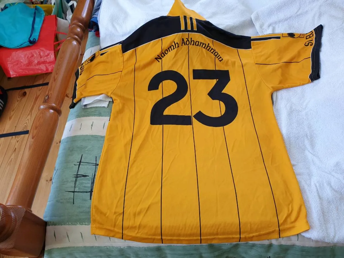 St Eunans Gaelic Football Home Jersey 2006 to 2007 - Image 4