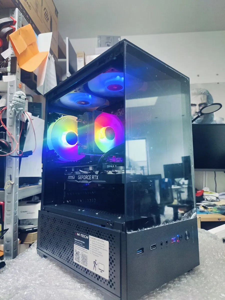Custom Built Gaming Pc Core i7/32gb Ddr4/Geforce R - Image 1
