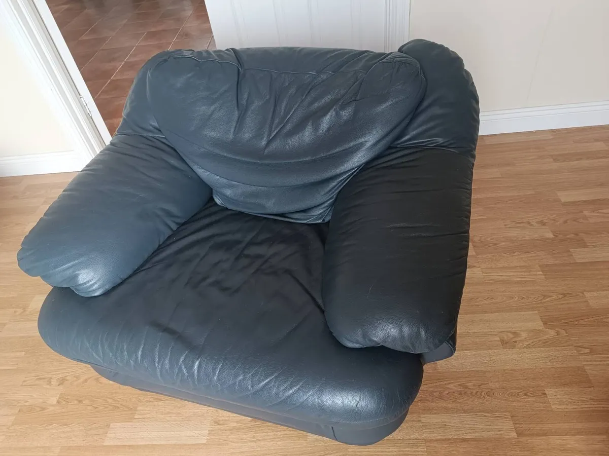 Chair - Image 3