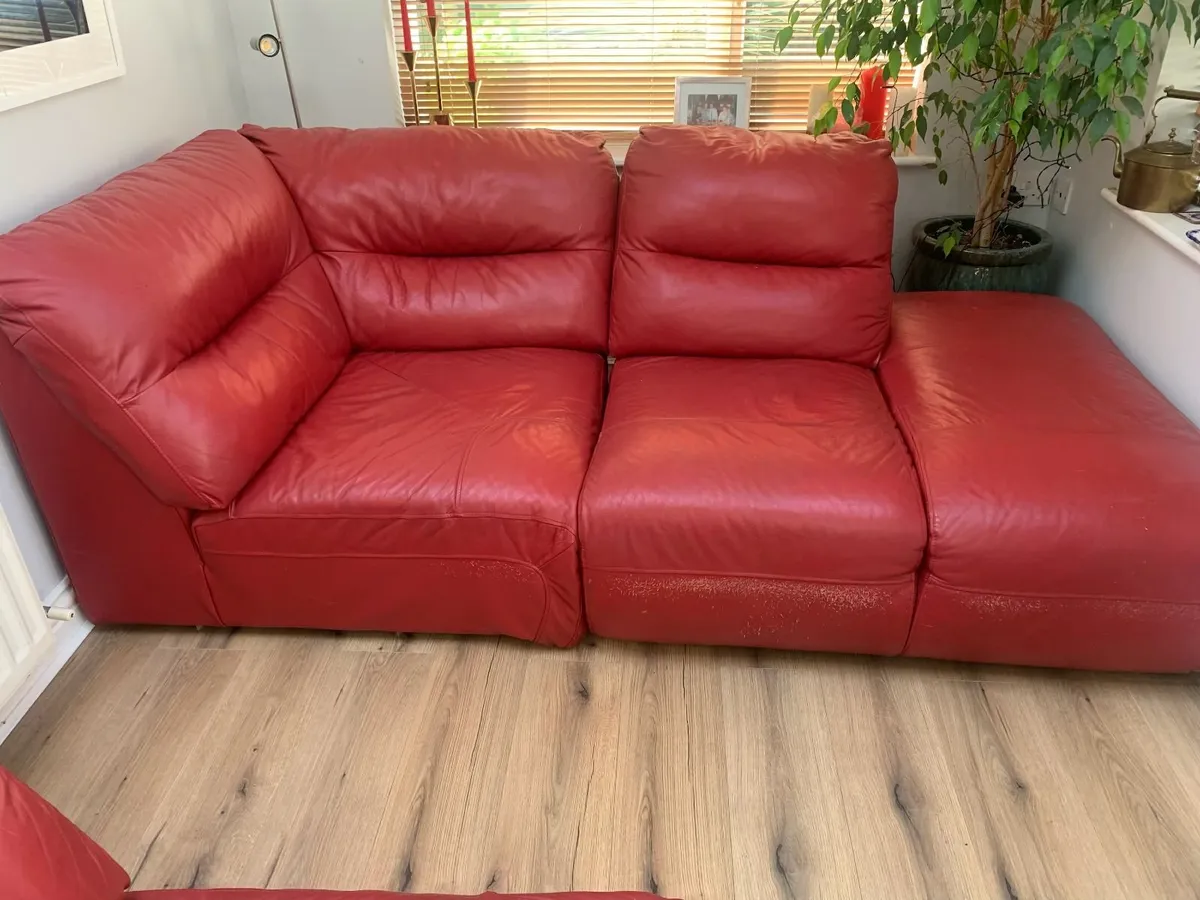 Free of Charge Red Leather Couch - Image 4