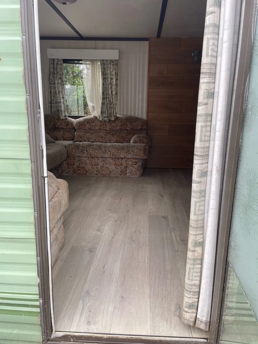 Mobile home - Image 2