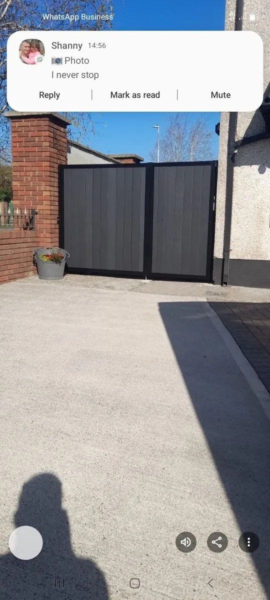 Gates - Image 1