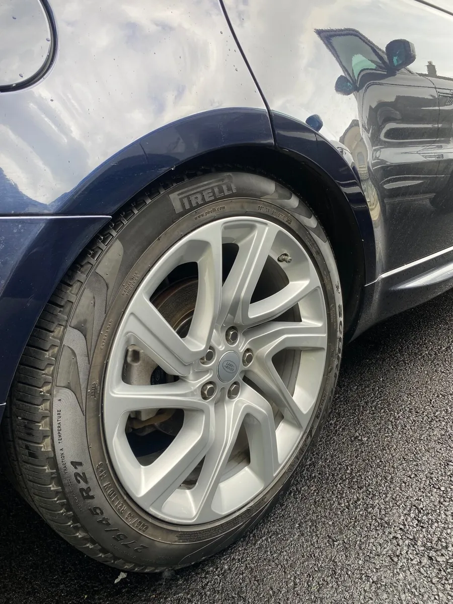21” alloys new with 4 new scorpion tyre - Image 1