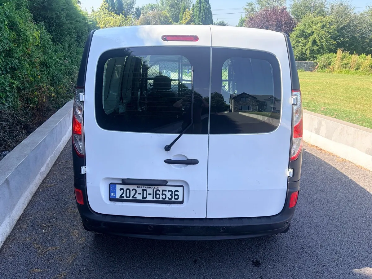 202 Fully Electric Renault Kangoo Express - Image 4