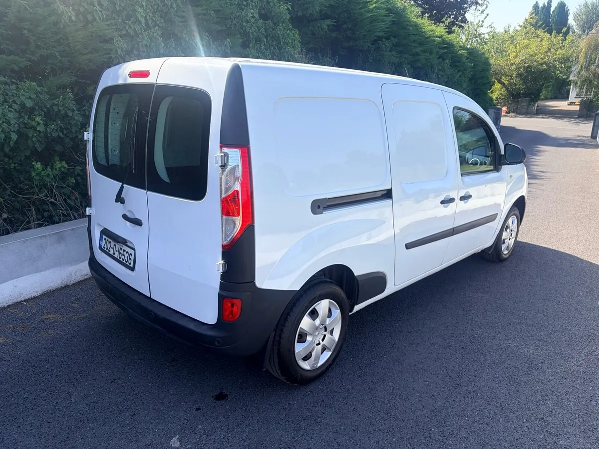 202 Fully Electric Renault Kangoo Express - Image 3