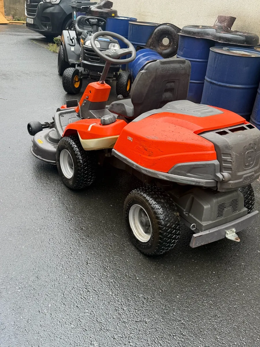 Used Husqvarna R214TC front deck rider lawnmower - Image 4
