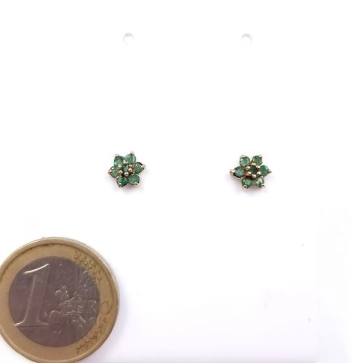 Jewellery - Image 1