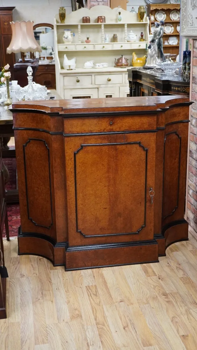 19th Century French Burr Thuya Cabinet - Image 1