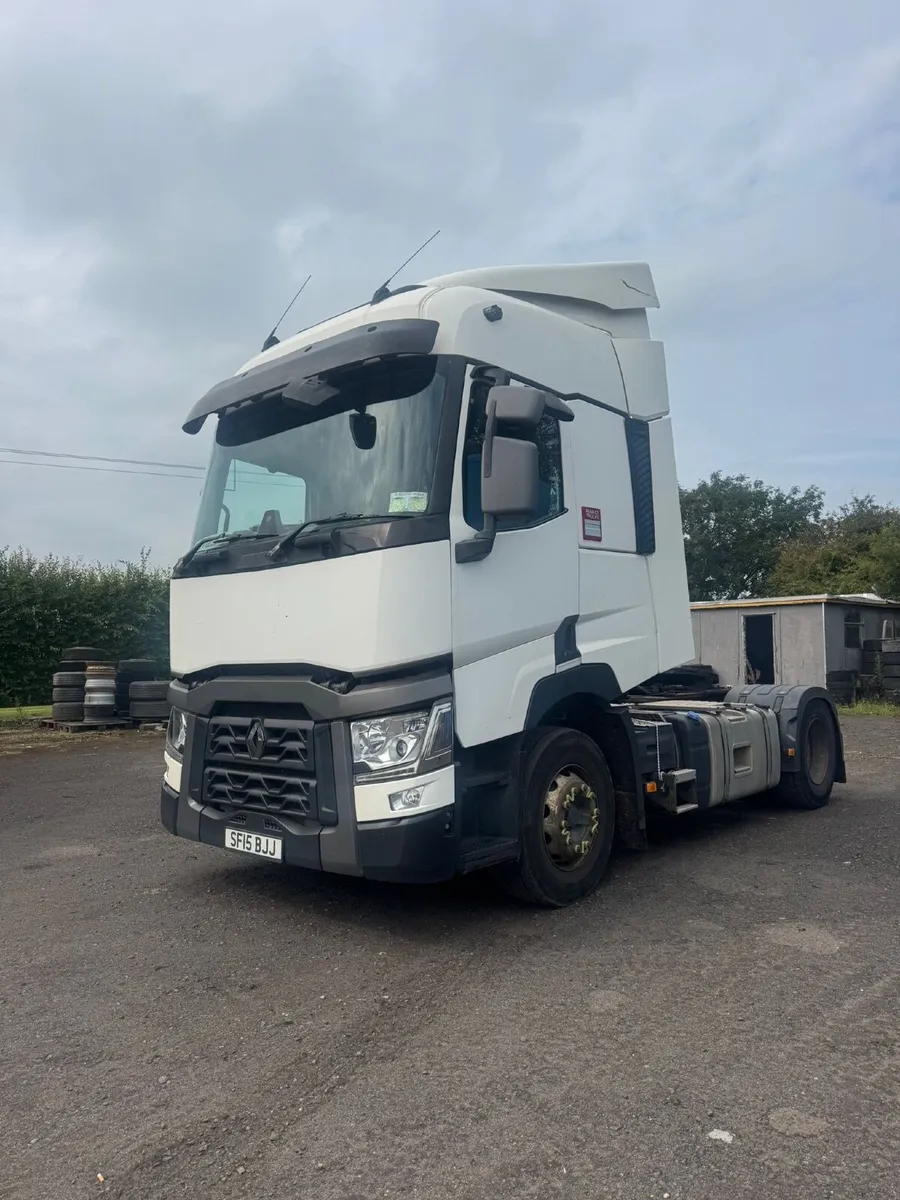 Renault Other 2015 - Image 1