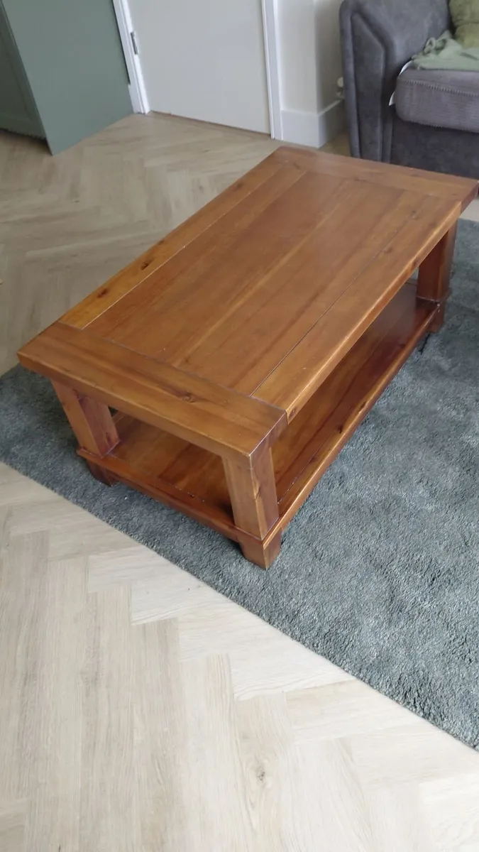Coffee table, solid wood. Excellent condition - Image 4
