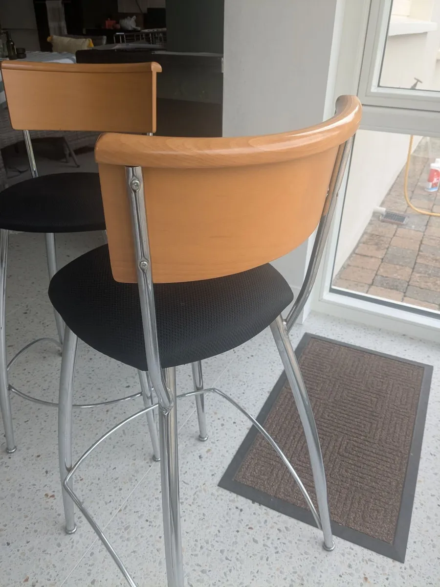Kitchen stools - Image 1