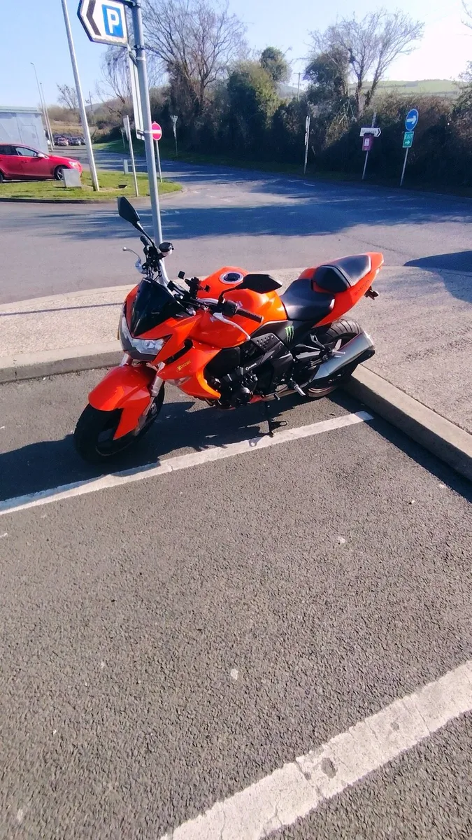 Kawasaki z1000 - Image 1