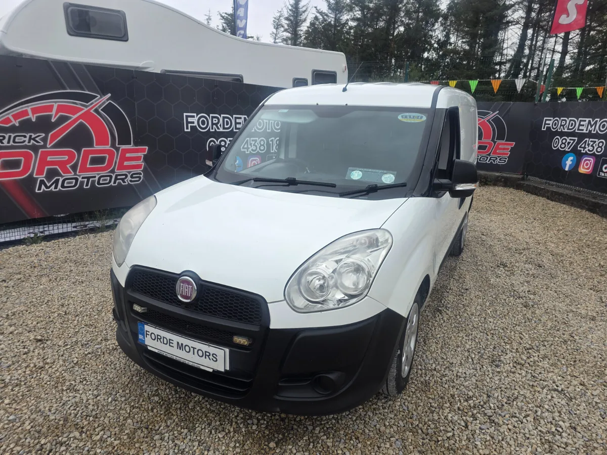 Fiat Doblo 2013 - Image 2