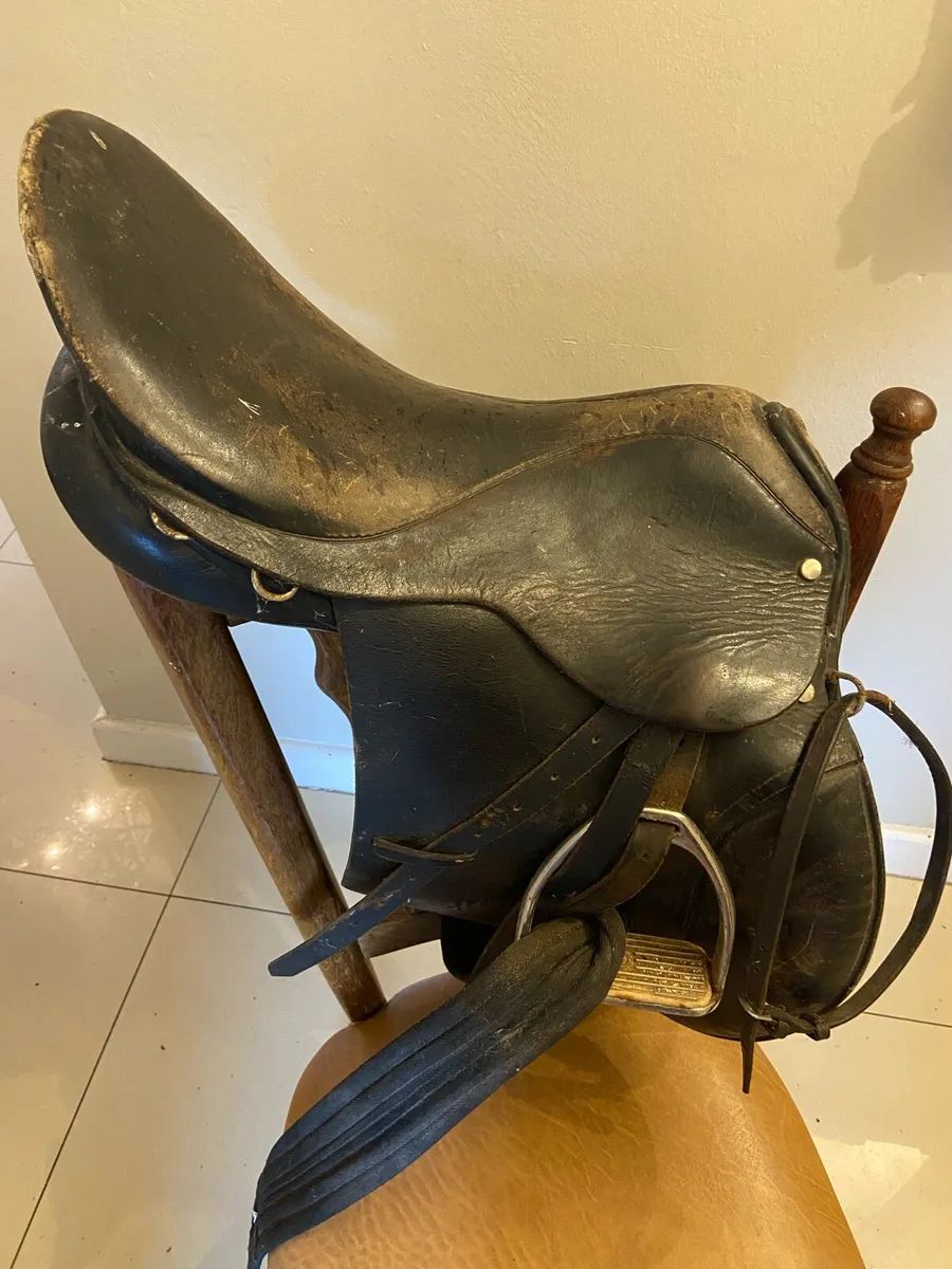 Jumping Saddle - Image 1