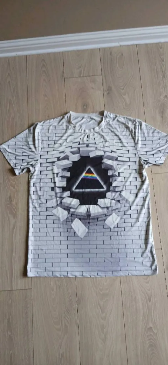 Pink Floyd Tee Shirt - Image 1