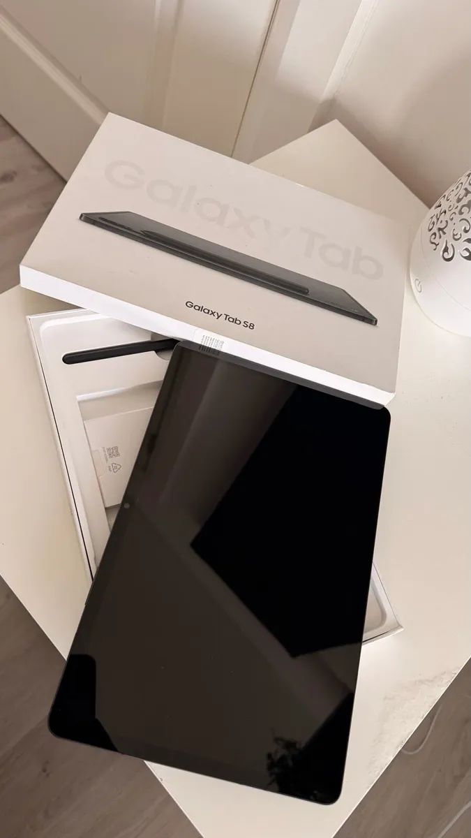 Samsung Galaxy Tab S8 - Like New - Image 2