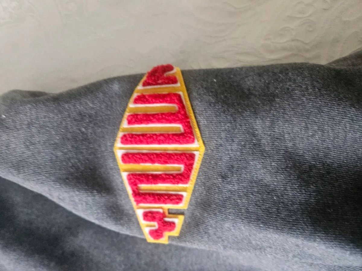 Liverpool LFC Sweatshirt- Never Worn - Image 3