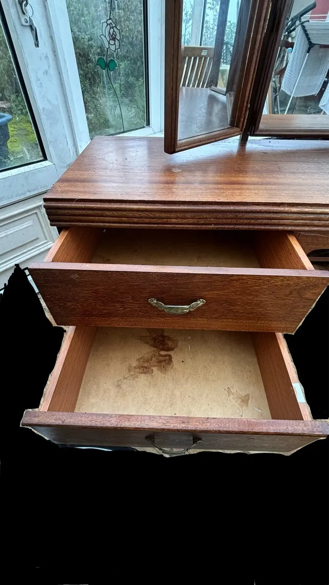 Vanity desk - Image 3