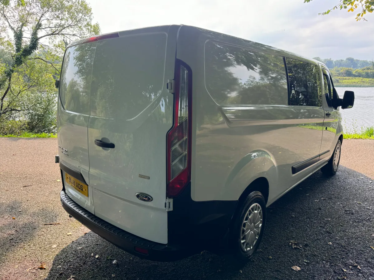 2018 Ford Transit Custom Factory Crew Van NO VAT - Image 4