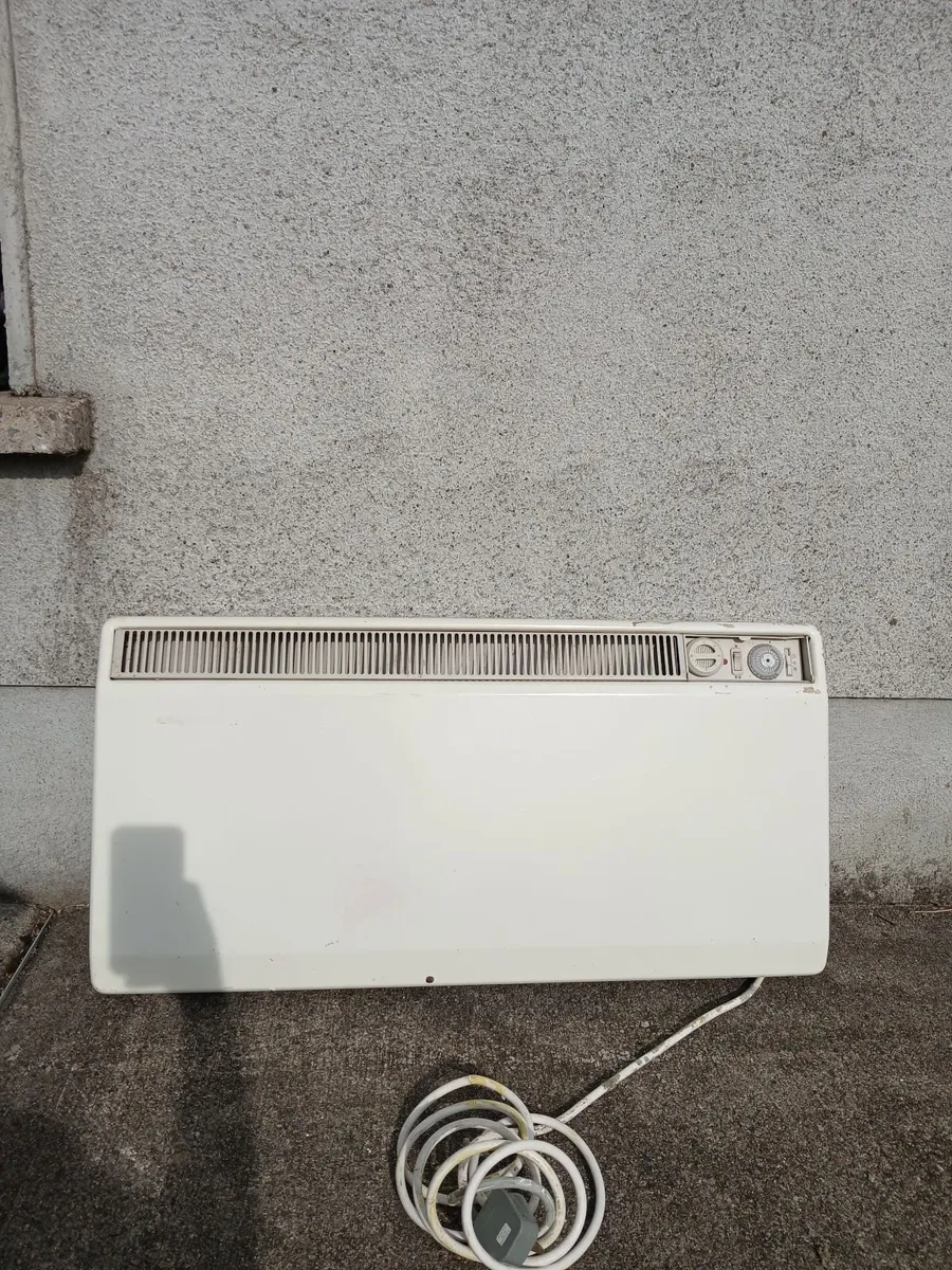 Fully Functional 2 Kw Dimplex Radiator - Image 1