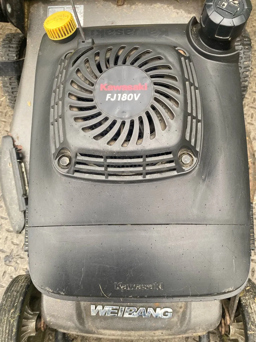Lawnmower Engine - Image 1