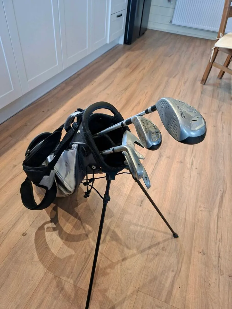 golf clubs - Image 1