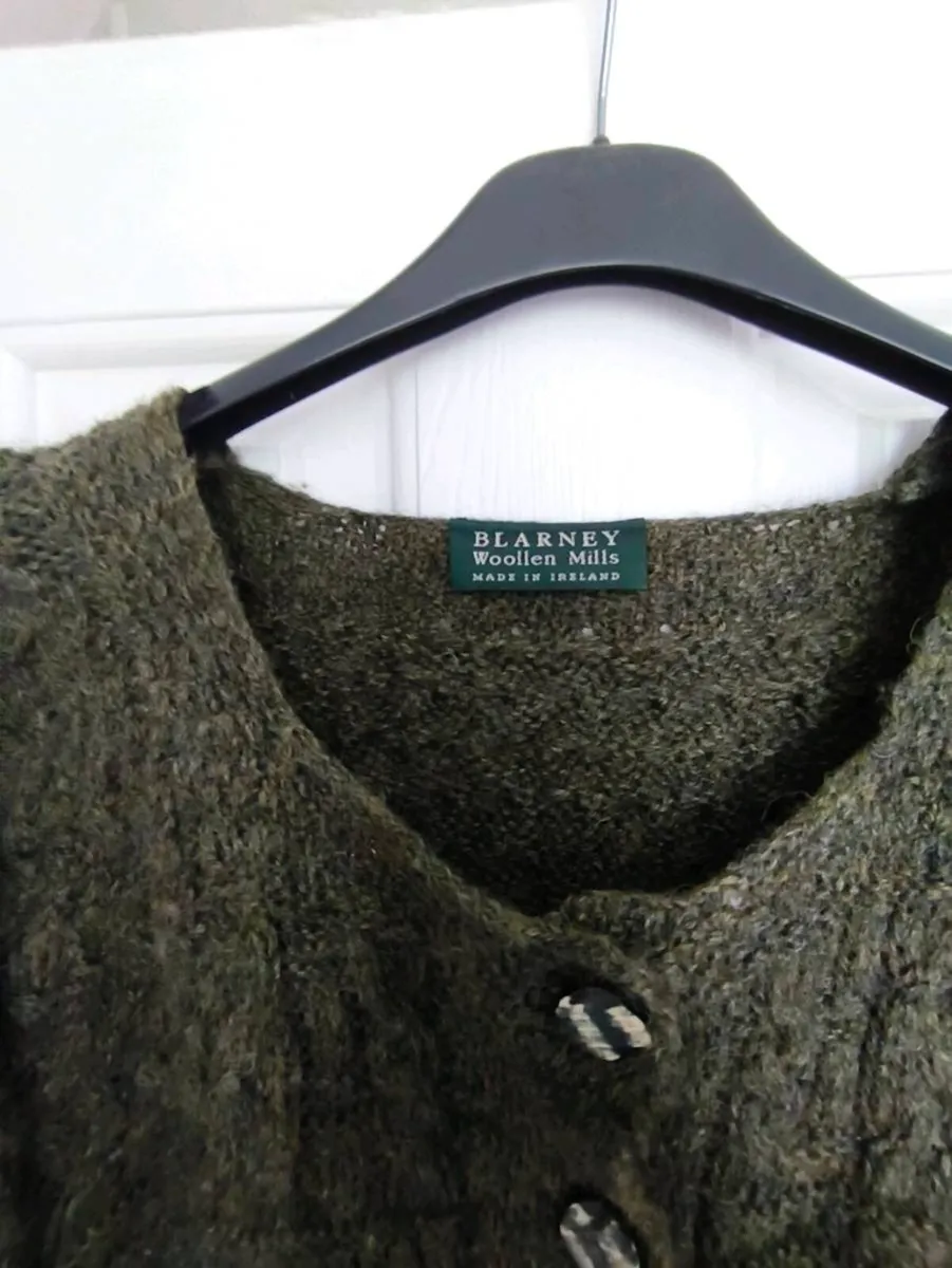 Beautiful blarney woollen mills , cardigan,12 size - Image 4