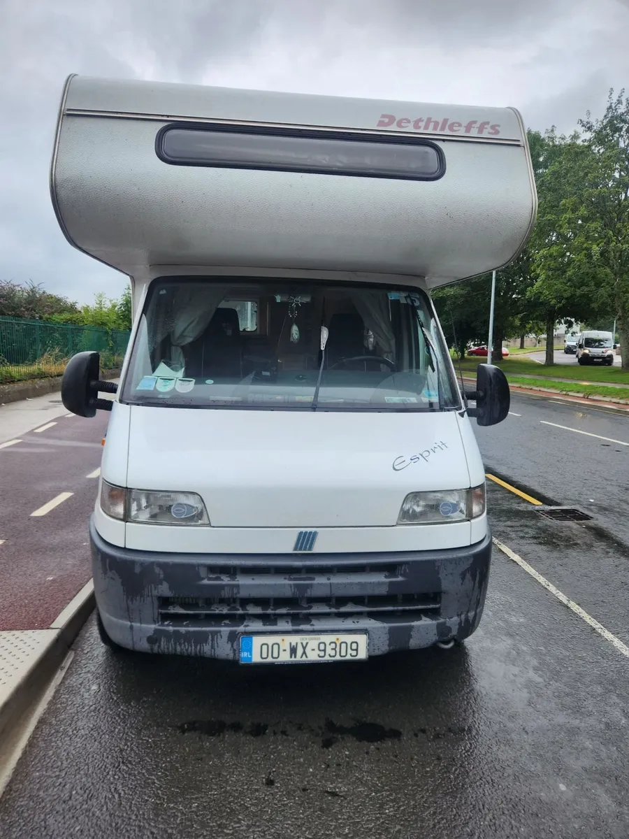 Camper - Image 1