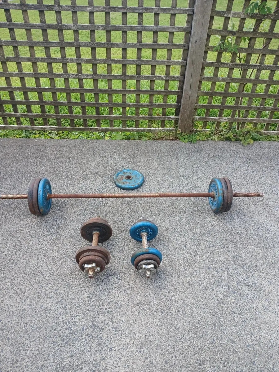 Weider Weight Lifting Barbell and Dumbells - Image 1