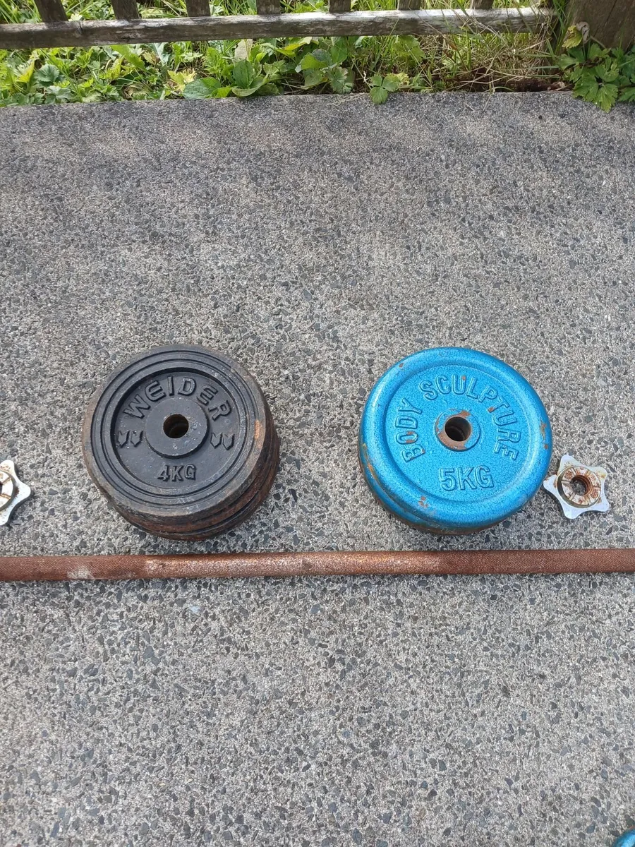 Weider Weight Lifting Barbell and Dumbells - Image 3