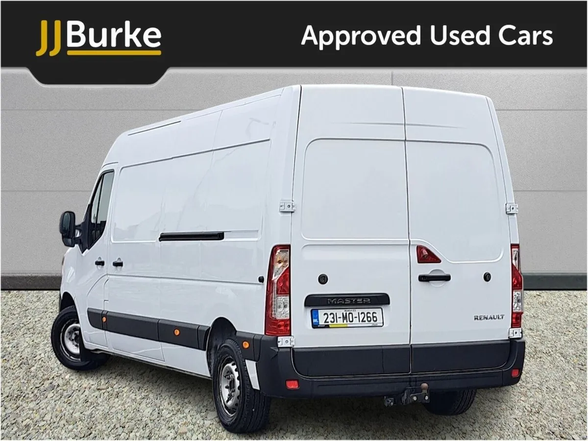 Renault Master FWD LM35 Blue DCI 135 Business - Image 4