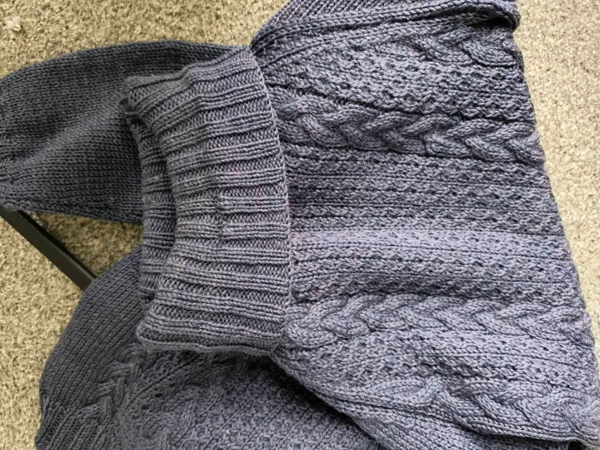 Wool jumper, like new - Image 3