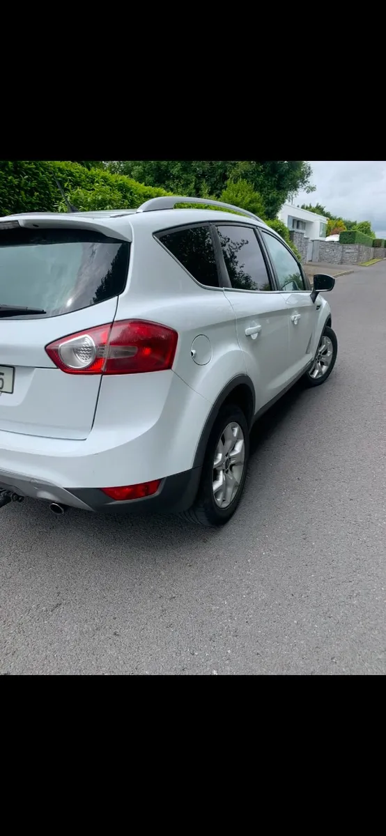 4WD Clean Ford Kuga 2013 Commercial - Image 2