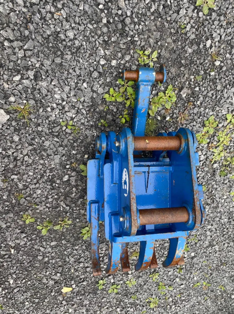 EXCAVATOR GRAB - Image 2