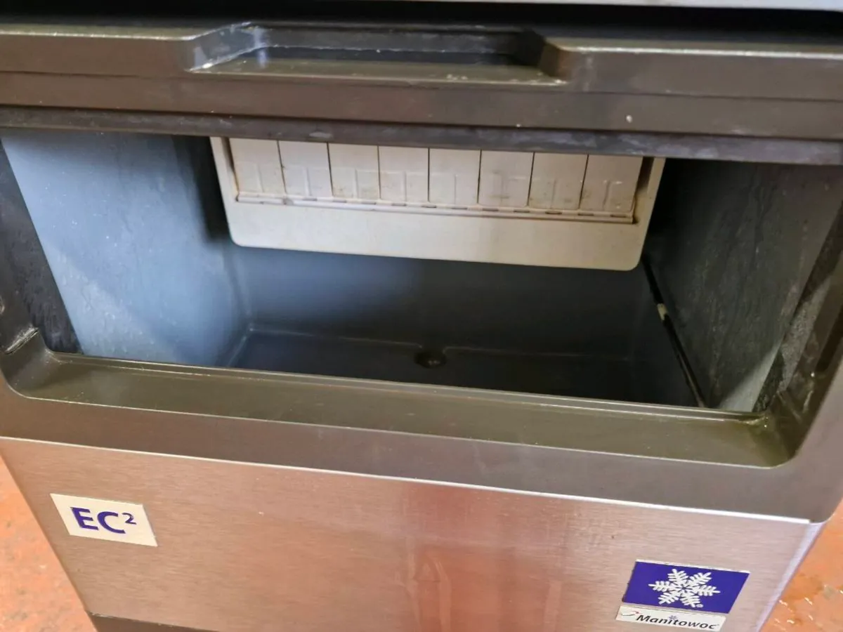 Manitowoc 30kg Ice Machine - Image 2