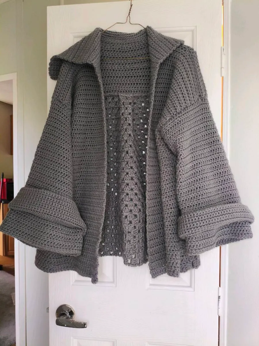 Beautiful handmade wool cardigan,size 12/14 - Image 1