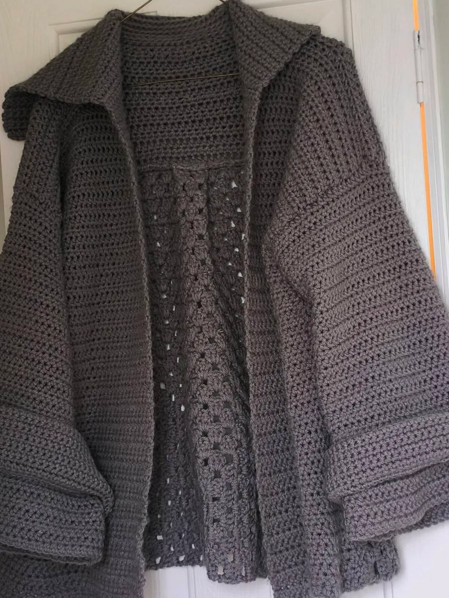 Beautiful handmade wool cardigan,size 12/14 - Image 4