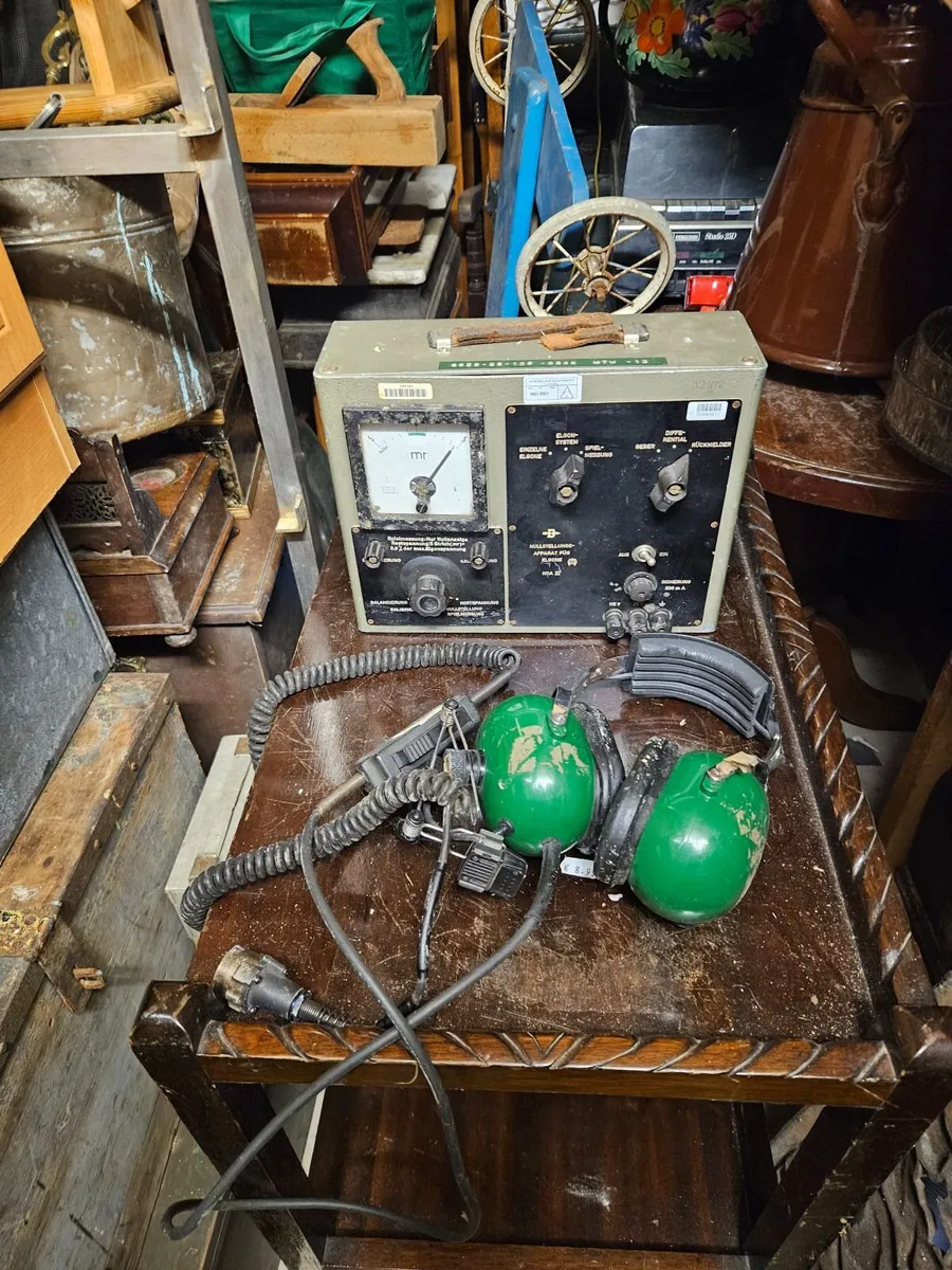 Vintage Radio Transmitter Receiver - Image 1