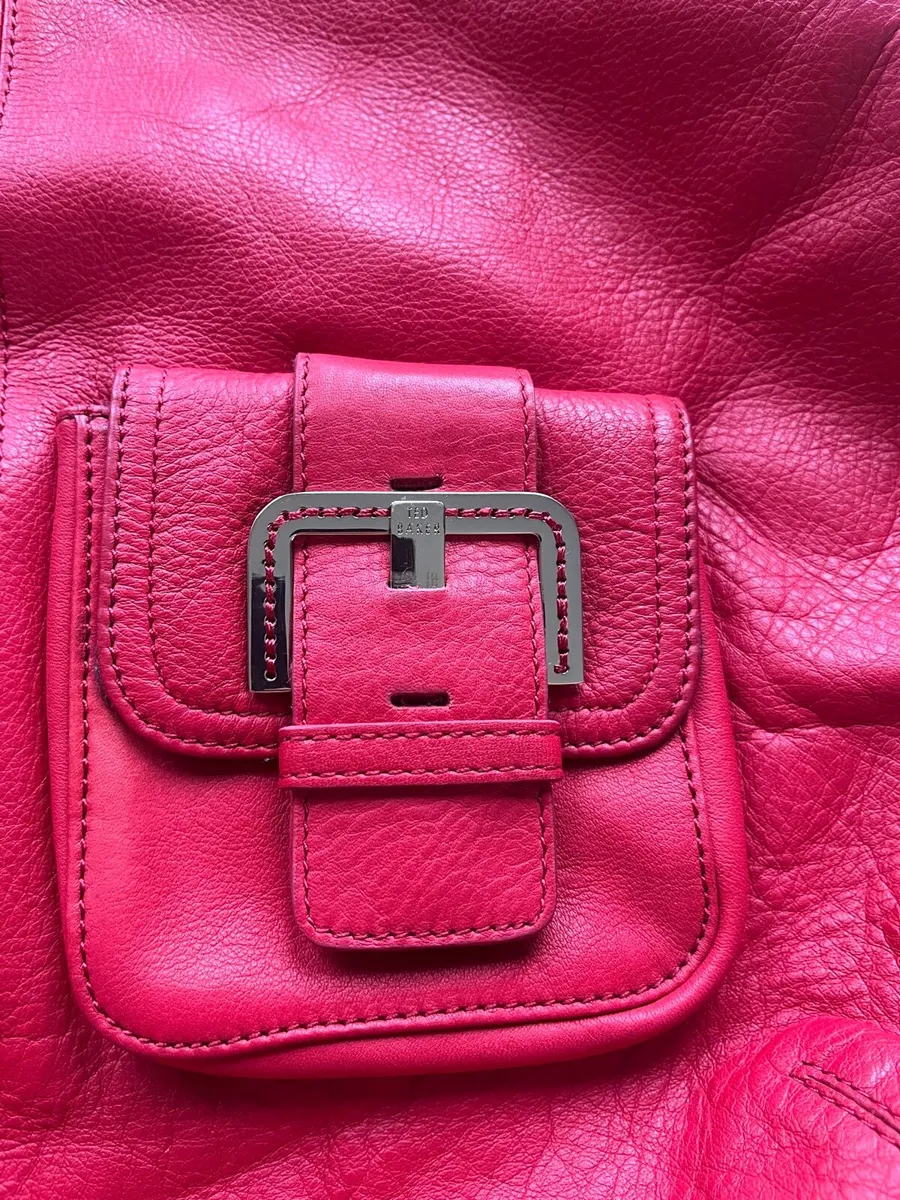100% leather bag by Ted Baker - Image 3