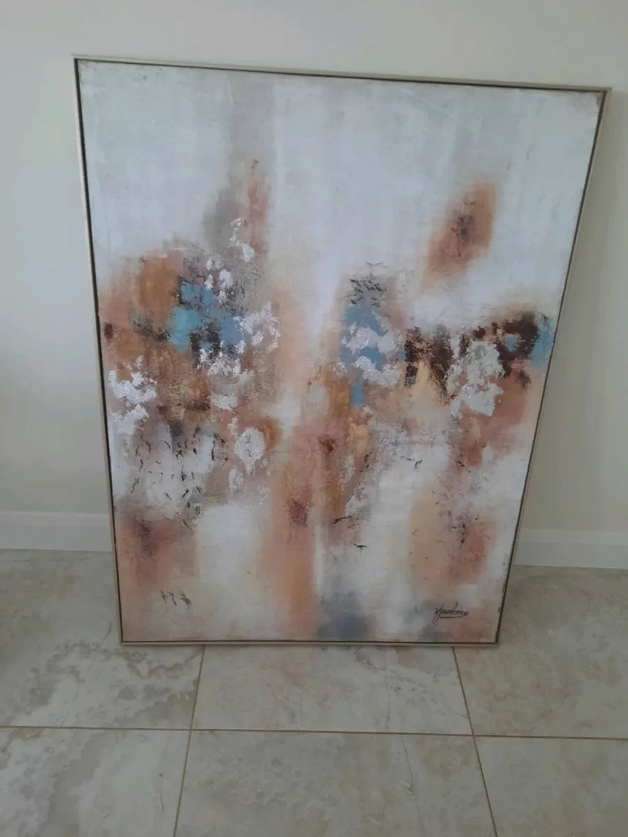 2 fabulous canvas pictures.  Framed. - Image 1