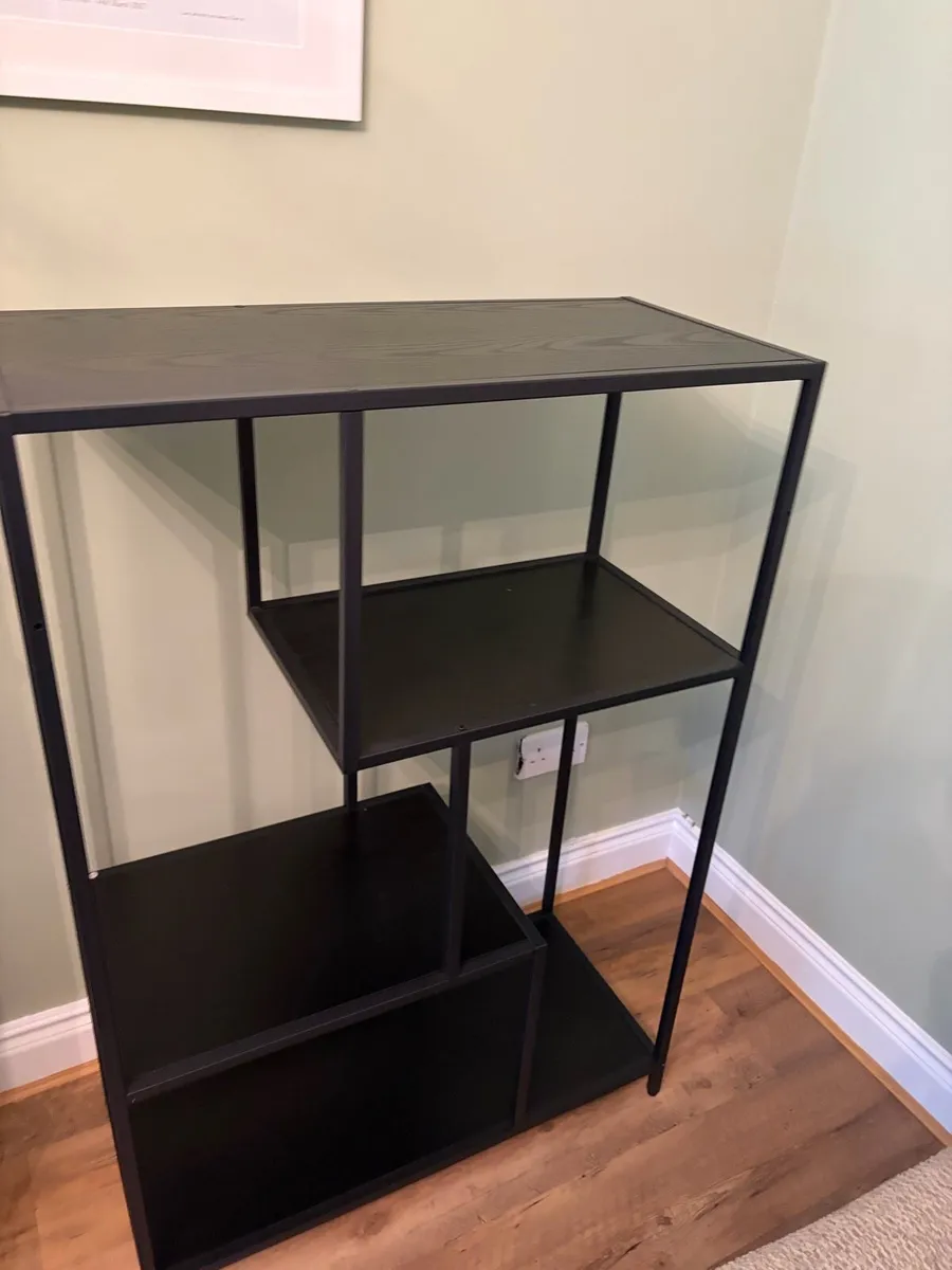 Black display unit - Image 2